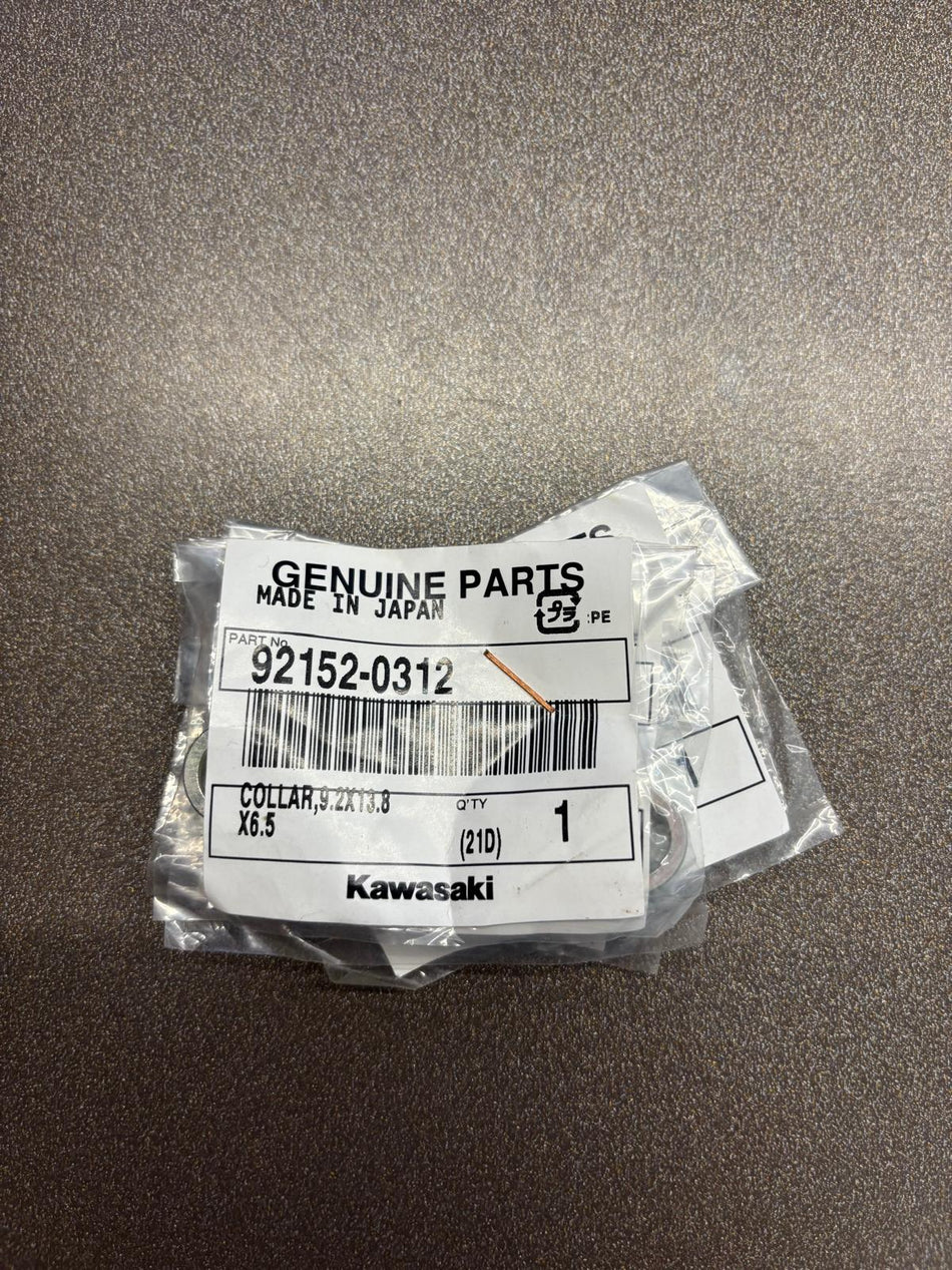 Kawasaki Huelse 9.2x13.8x6.5 92152-0312