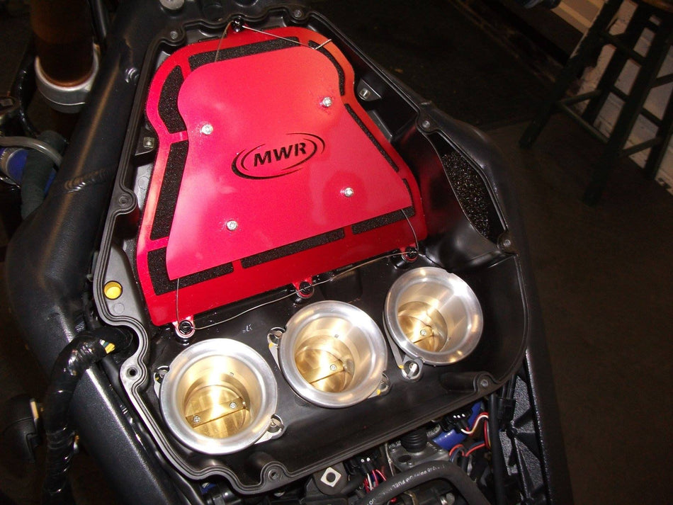 DAYTONA 675 '06/'12 STREET TRIPLE 675 '06/13