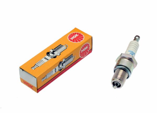 NGK Standard Spark Plug - LMAR8L-9